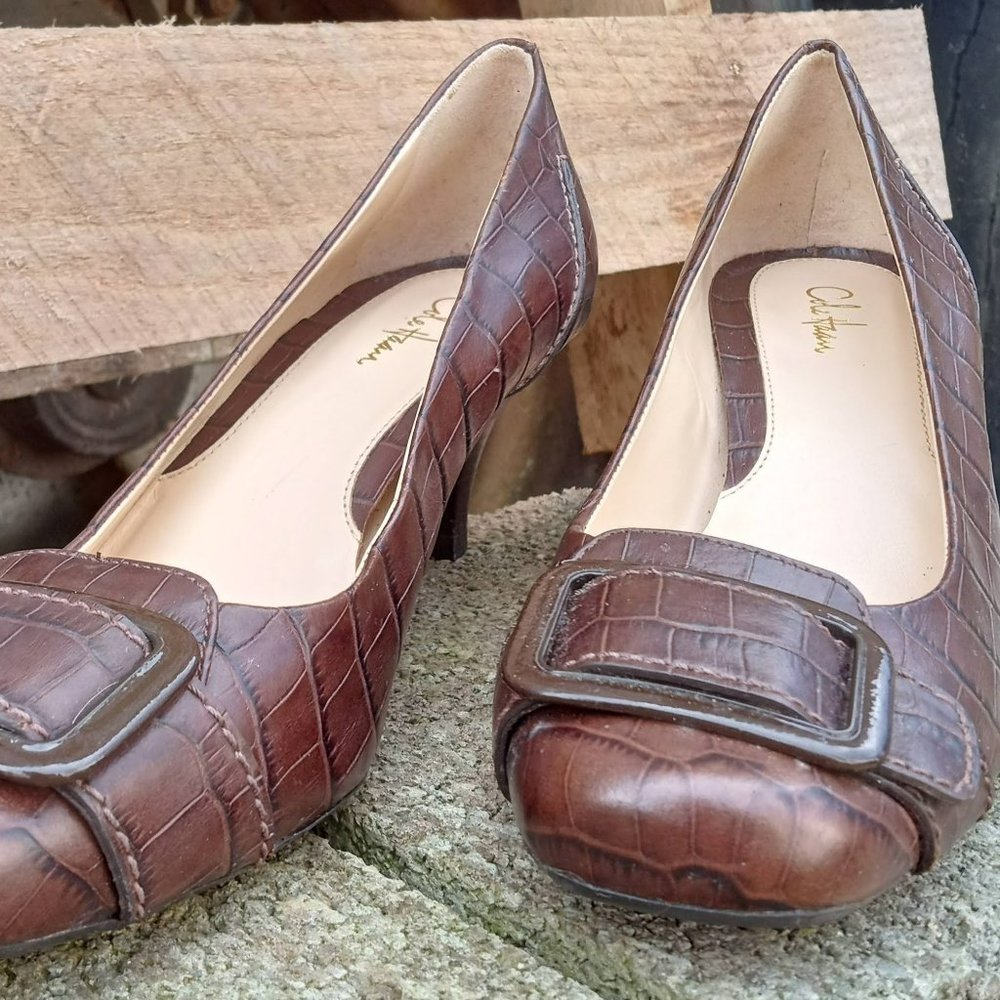 COLE HANN, 8 1/2 B, BROWN PRINTED EMBOSSED LEATHER